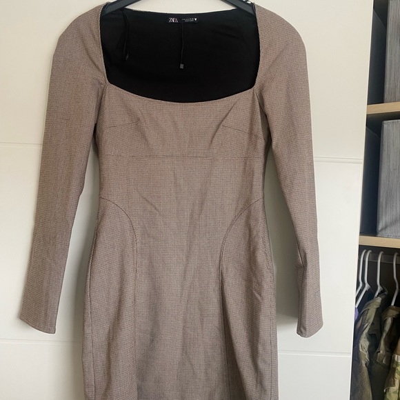 Zara Houndstooth Long Sleeve Mini Dress - Picture 2 of 6